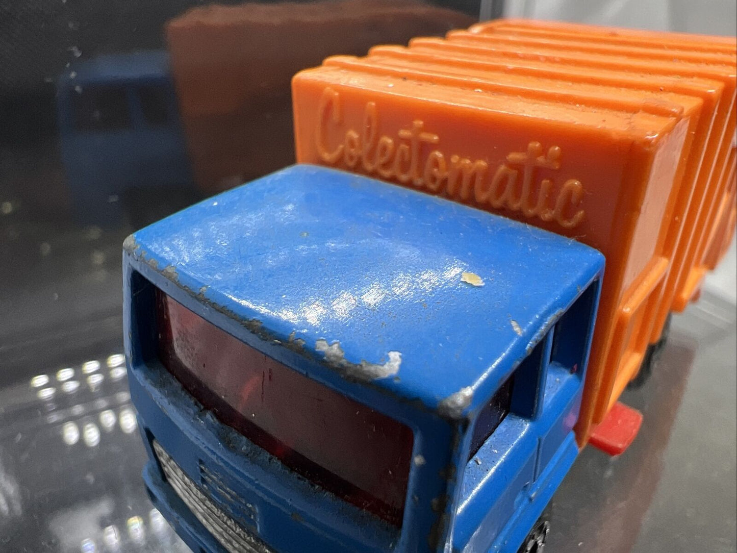 MATCHBOX SUPERFAST #36 REFUSE GARBAGE TRUCK, BLUE & ORANGE,l NEAR MINT