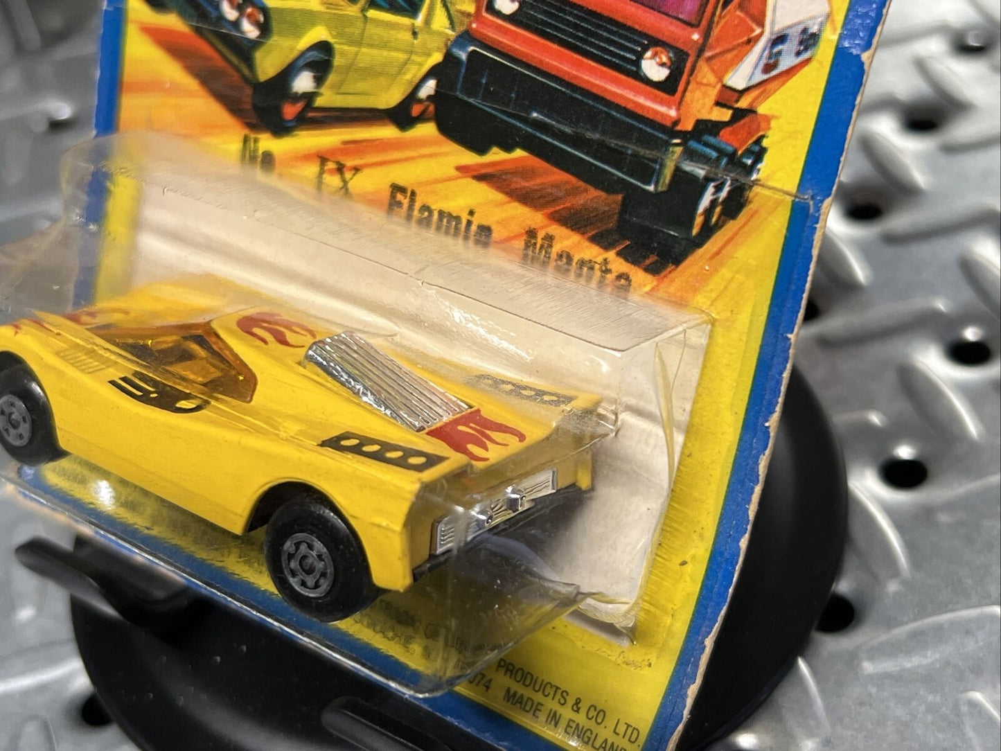 Matchbox 1976 Superfast Lesney No IX Flamin Manta Yellow - NIP