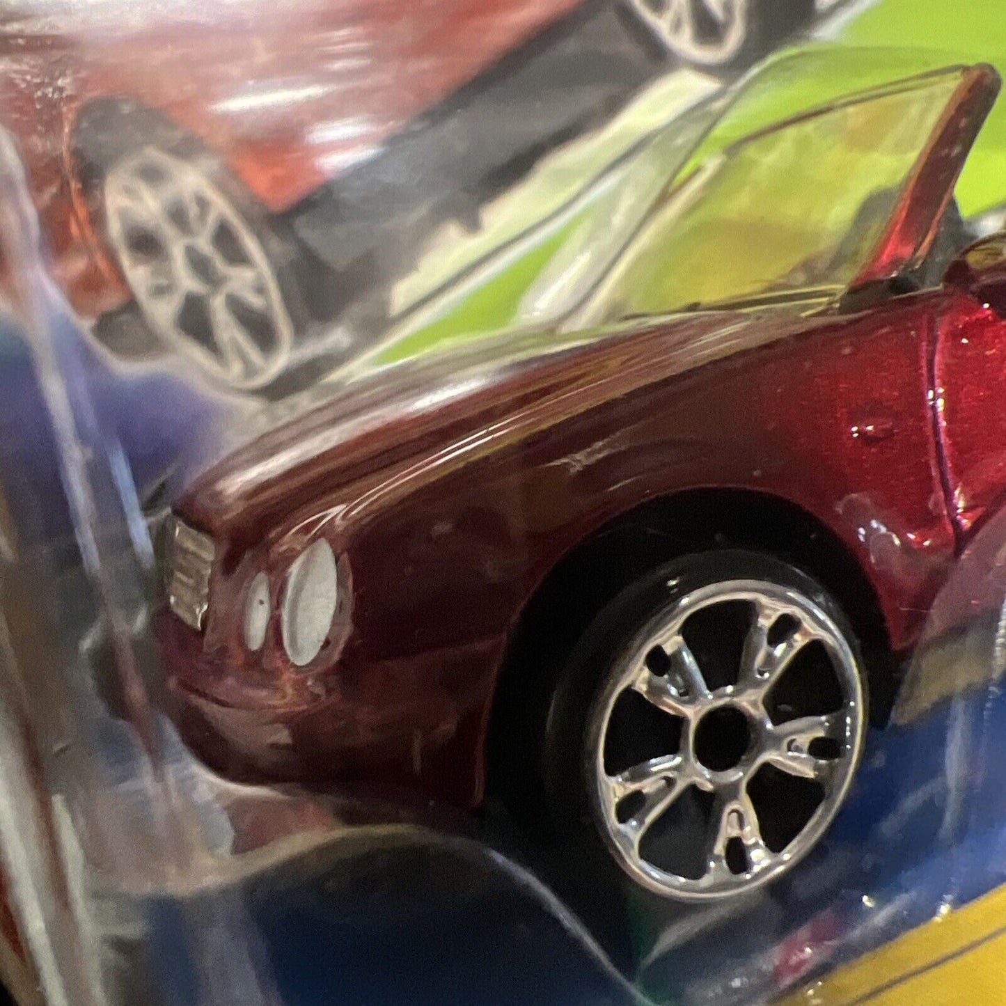 Matchbox 2004 SuperFast Series #67 Mercedes-Benz CLK Mtflk Dark Red 1/15,000