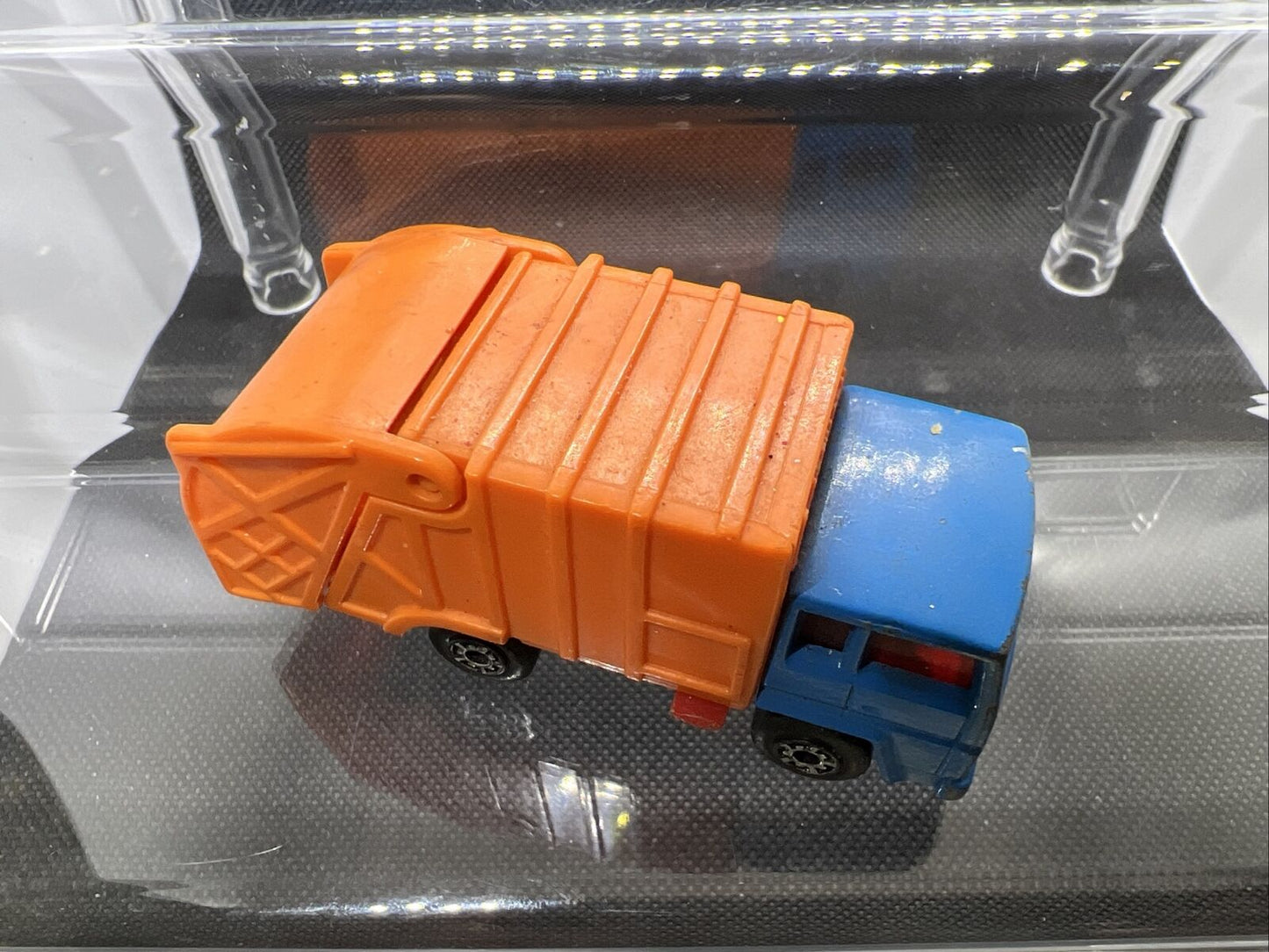 MATCHBOX SUPERFAST #36 REFUSE GARBAGE TRUCK, BLUE & ORANGE,l NEAR MINT