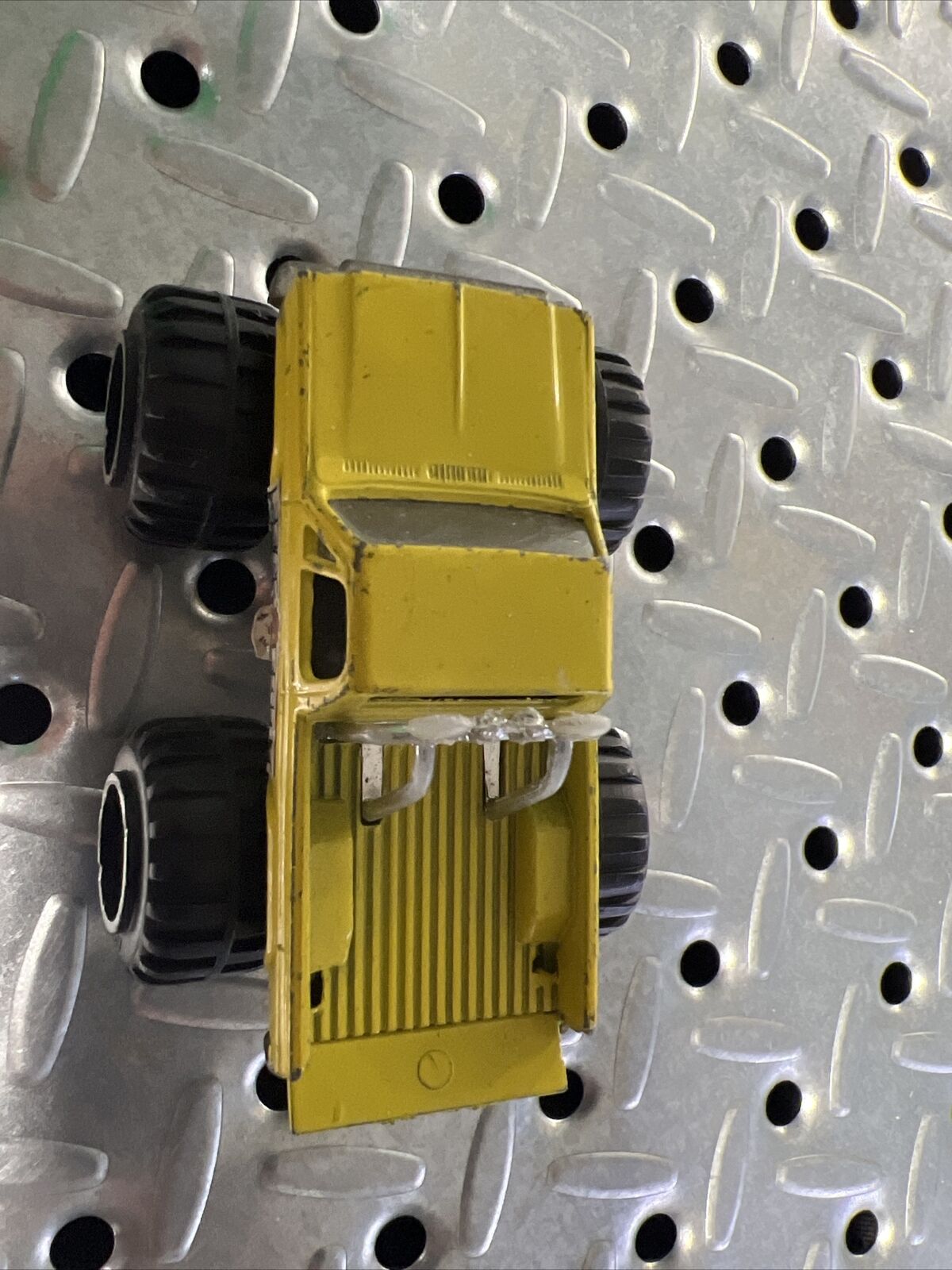 Vintage Bear Foot super truck 4x4 Yellow Pickup 1980's 1981 1984 Road Champs