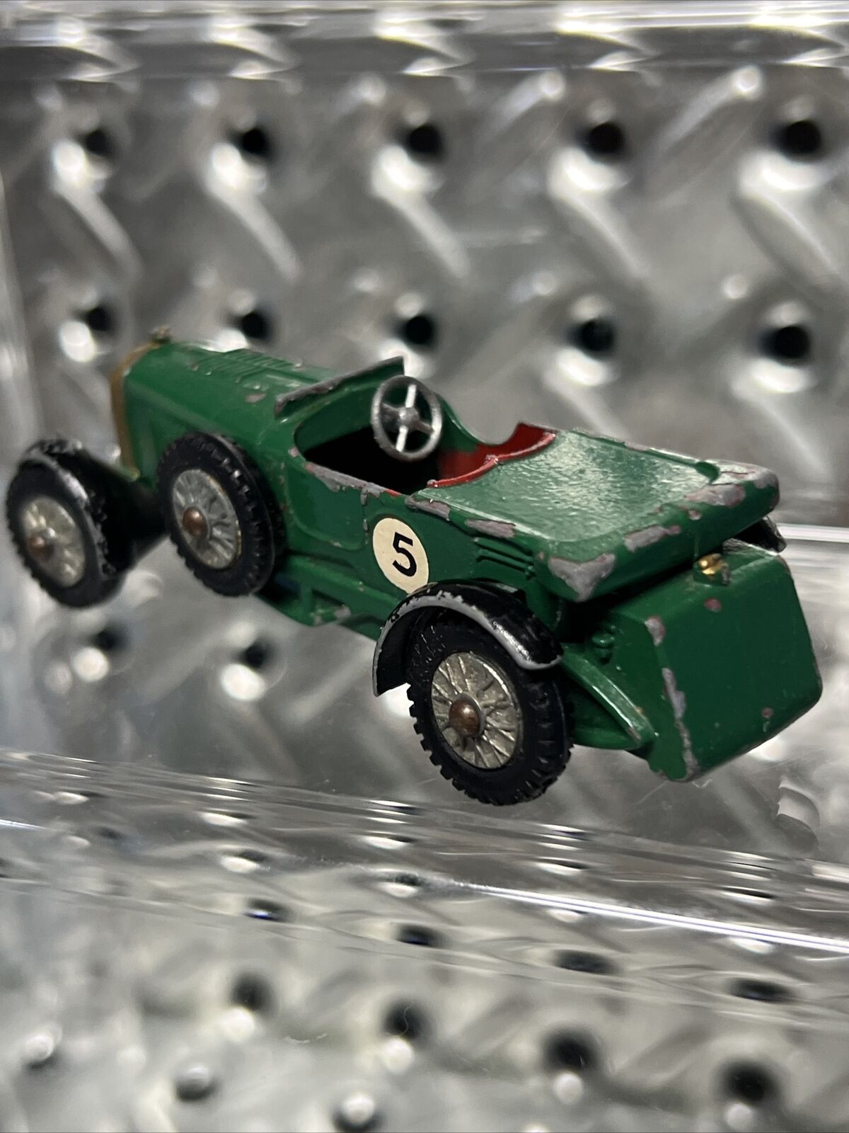 MATCHBOX LESNEY YESTERYEAR #5 1929 4 1/2 LITRE BENTLEY, GREEN TONNEAU, ORIGINAL