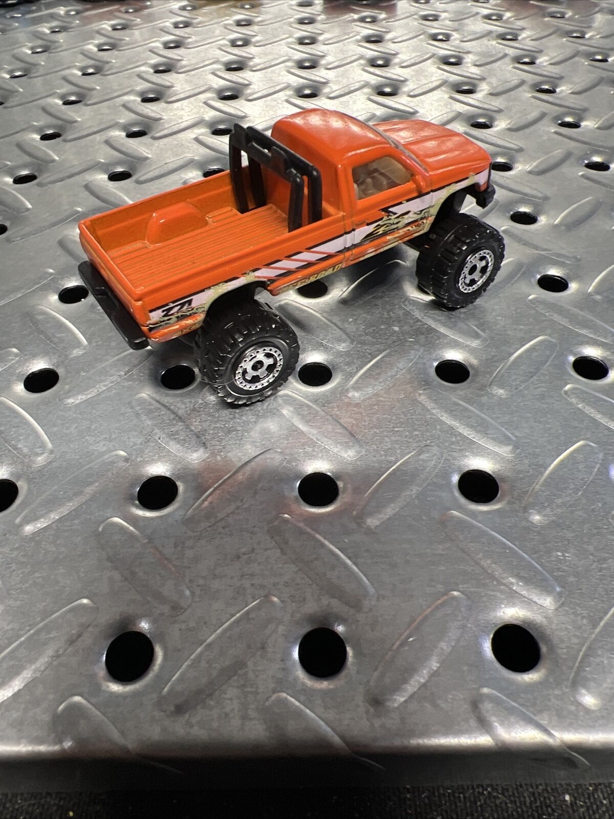 2007 Matchbox Chevy F-1500 # 97 All Terrain "Off Road 4X4"