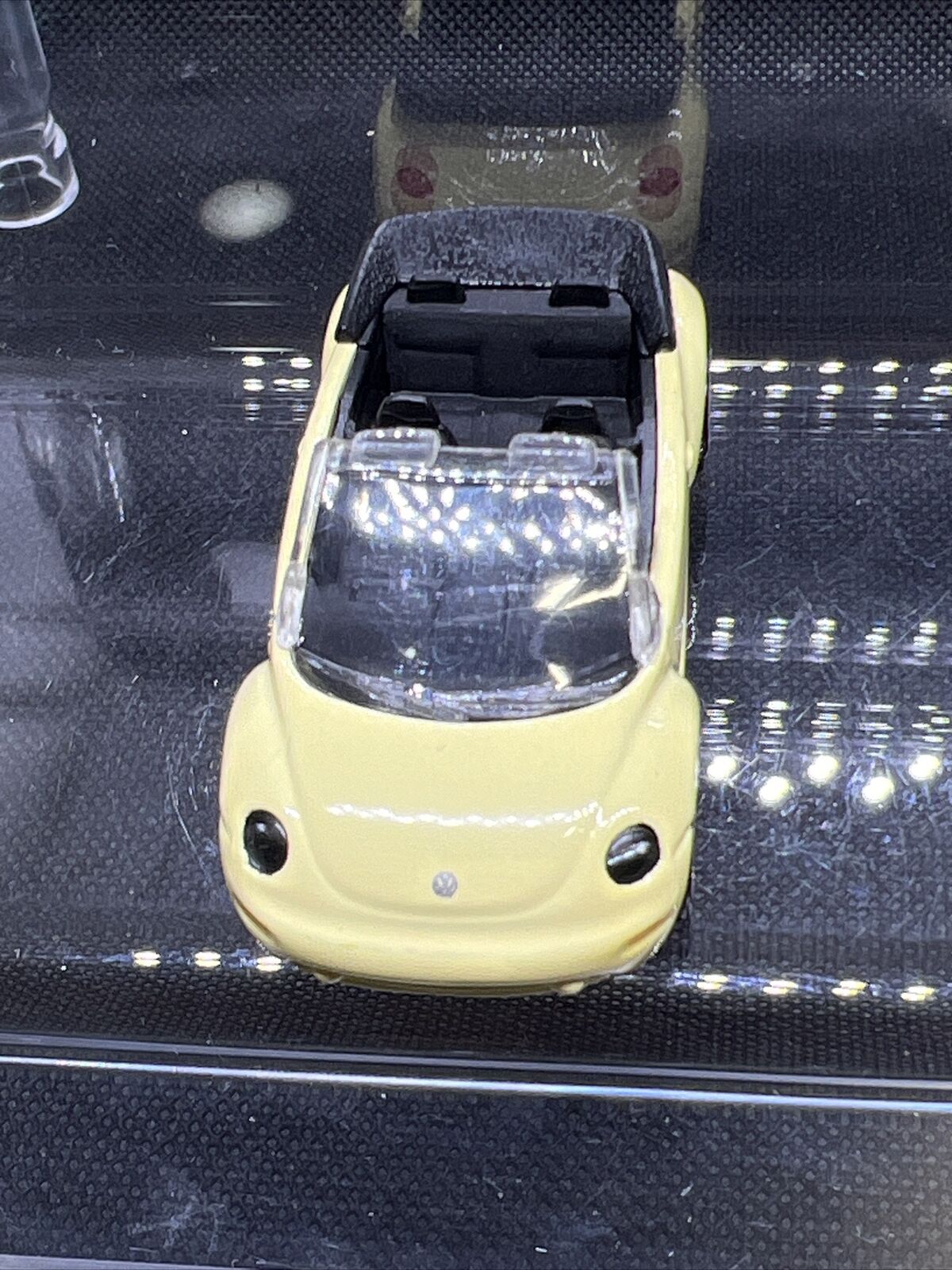 Matchbox Superfast VW Volkswagen Beetle Concept white Cabrio China base MBX 1/61