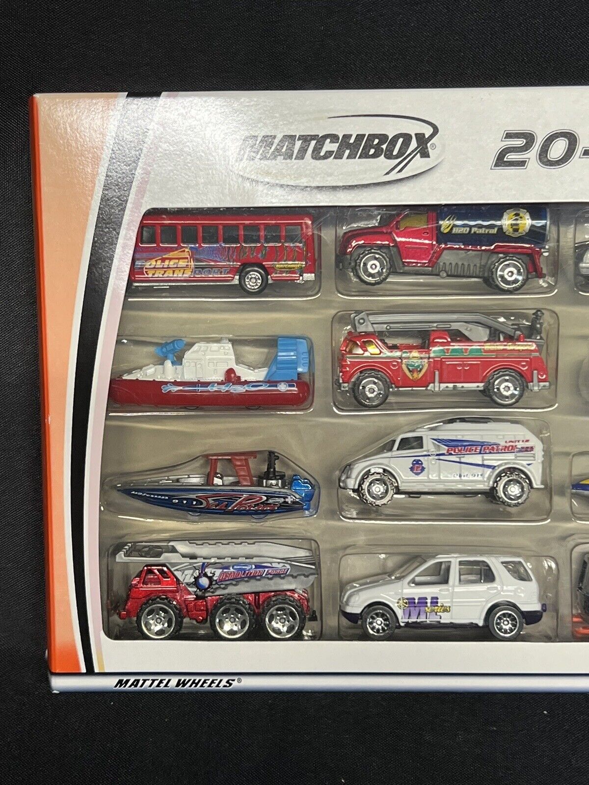 Matchbox Set 20 Car Gift Pack 2002 NEW Diecast Toy cars