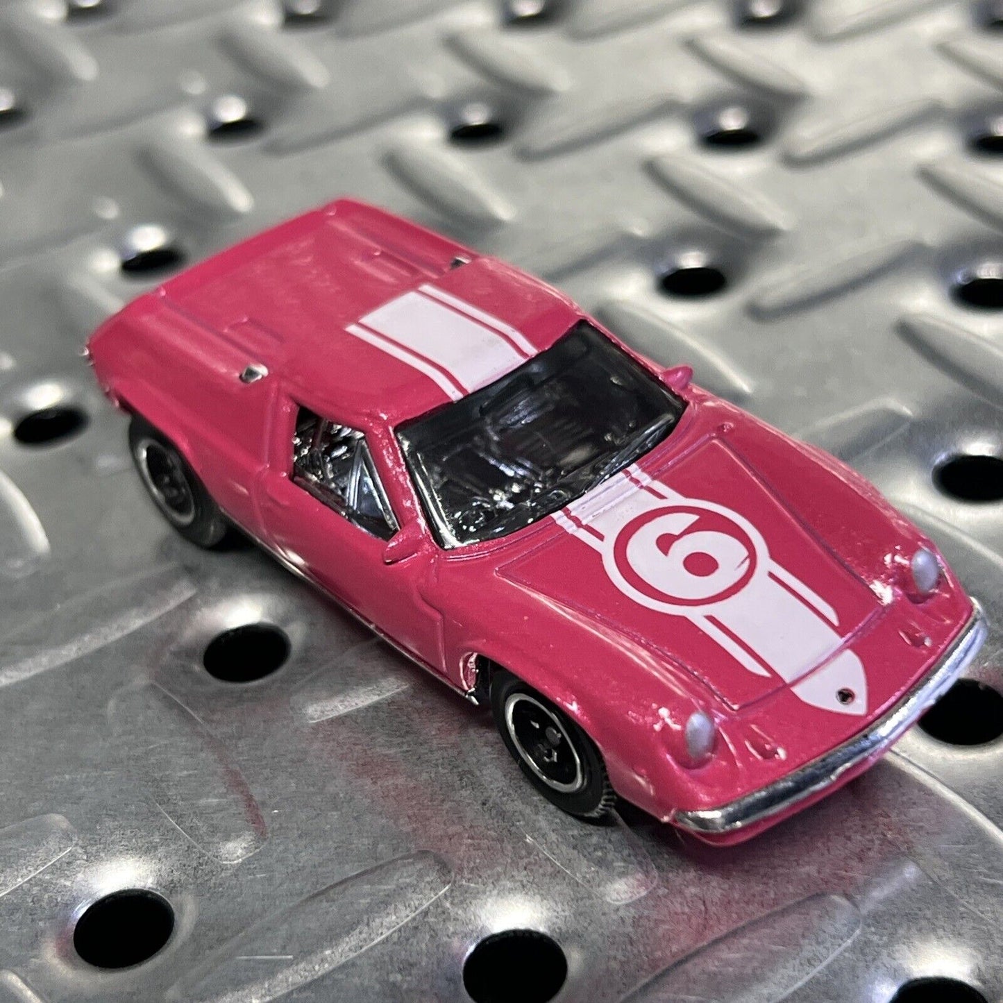 2008 Matchbox Car Lotus Europe Special 1972 Pink White Paint black wheel Mint