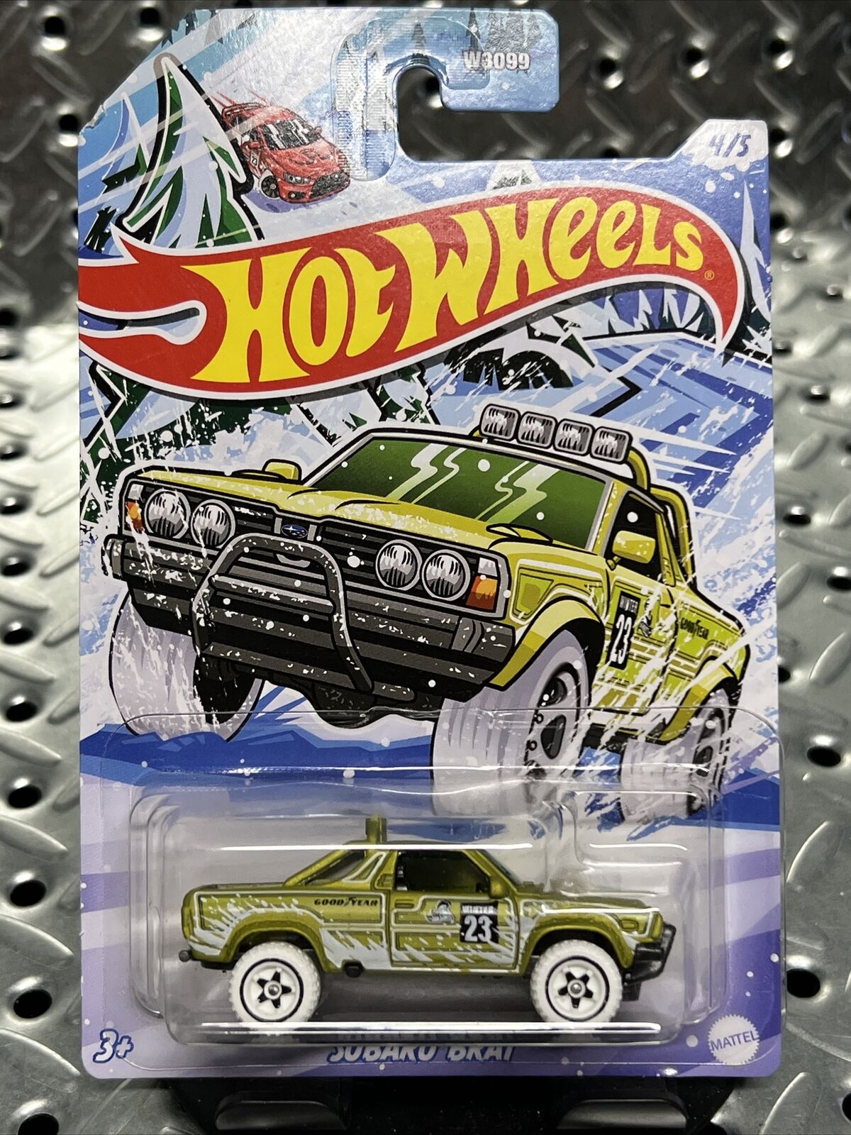 HOT WHEELS SUBARU BRAT 2018 CHRISTMAS EDITION 4/5