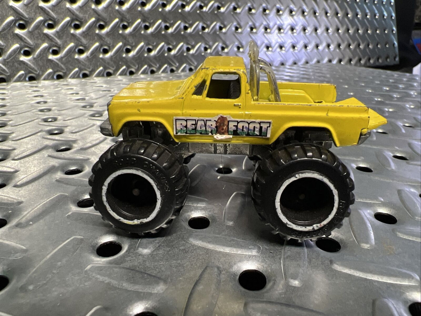 Vintage Bear Foot super truck 4x4 Yellow Pickup 1980's 1981 1984 Road Champs