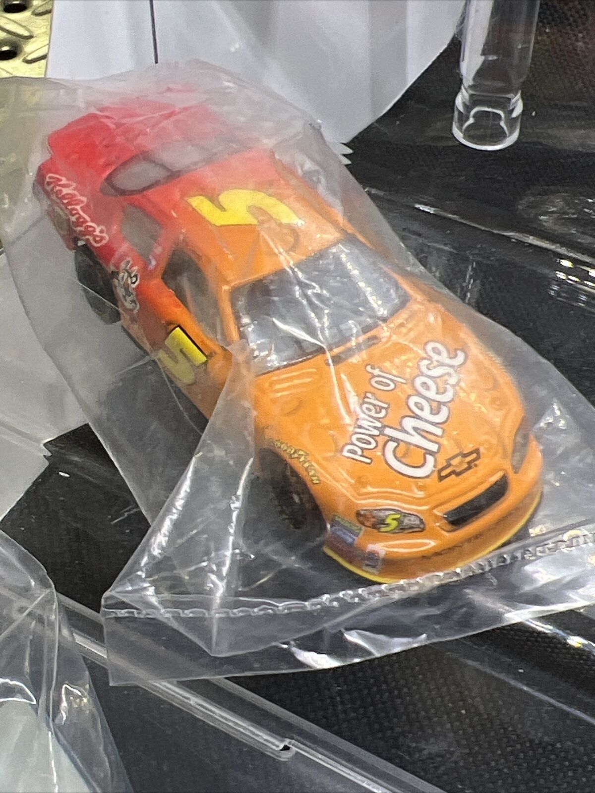 Honey Nut Cheerios Hot Wheels Car #43 John Andretti Roadrunner + 5 MB Cars NEW