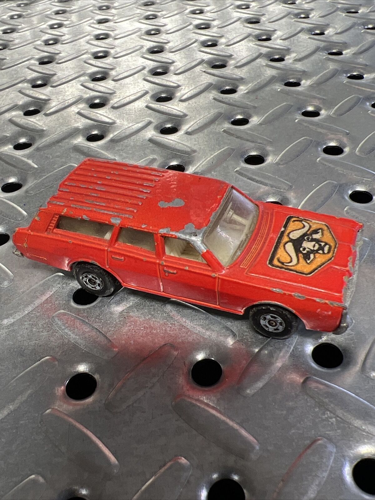 Matchbox Superfast #73 Mercury Commuter Red - Cow Head - Lesney Made In England