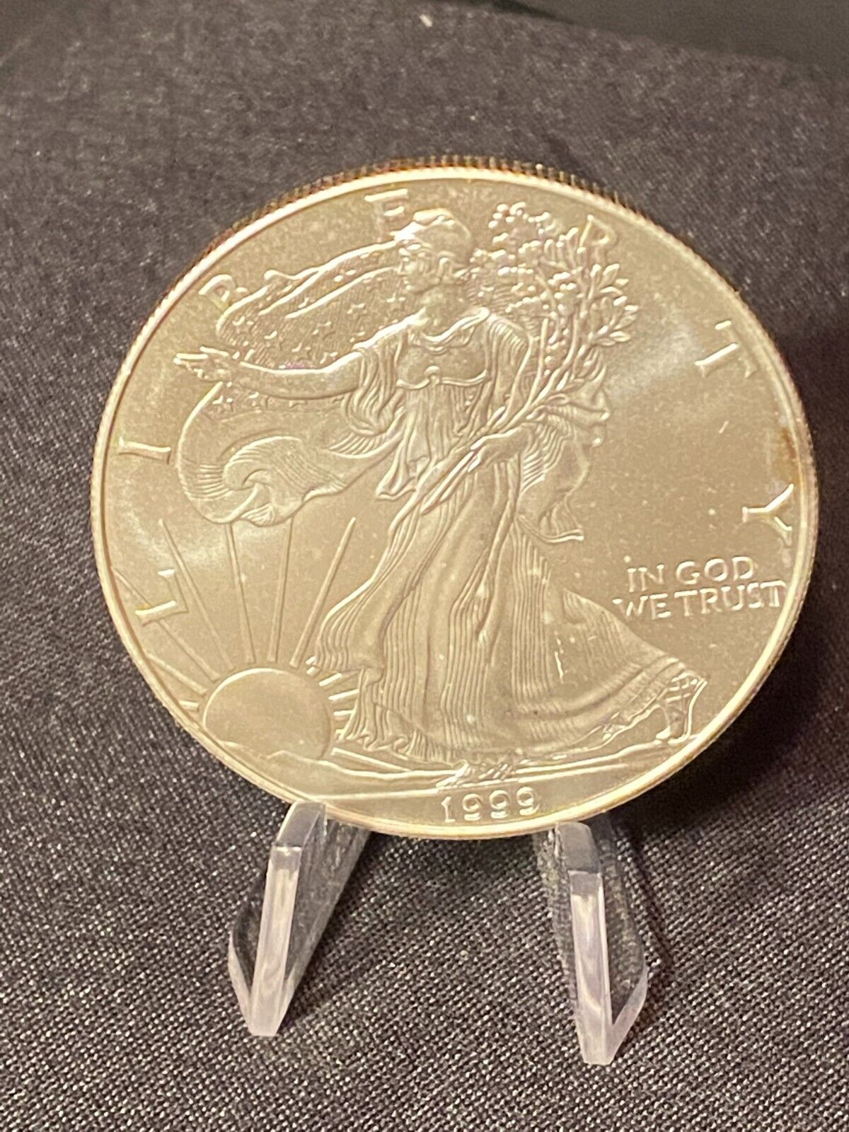 1999 $1 American Silver Eagle - 1 oz .999 Silver #2928