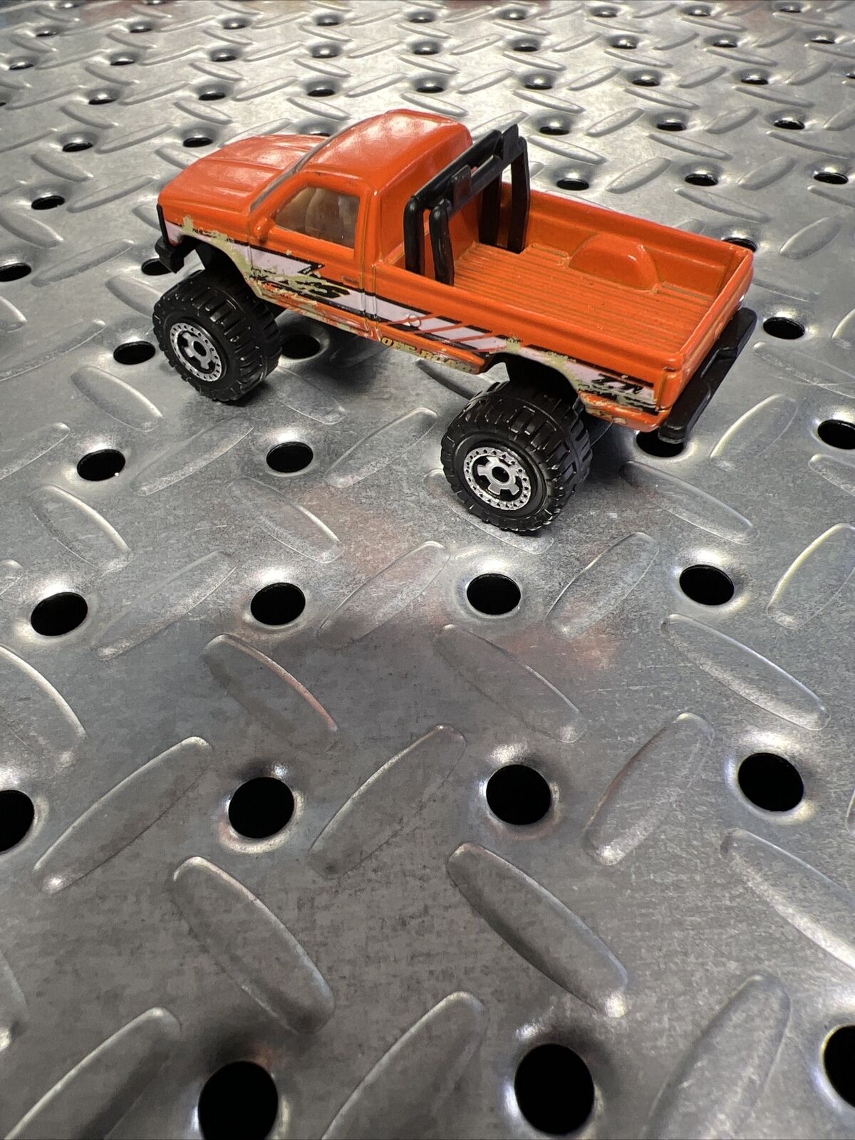 2007 Matchbox Chevy F-1500 # 97 All Terrain "Off Road 4X4"