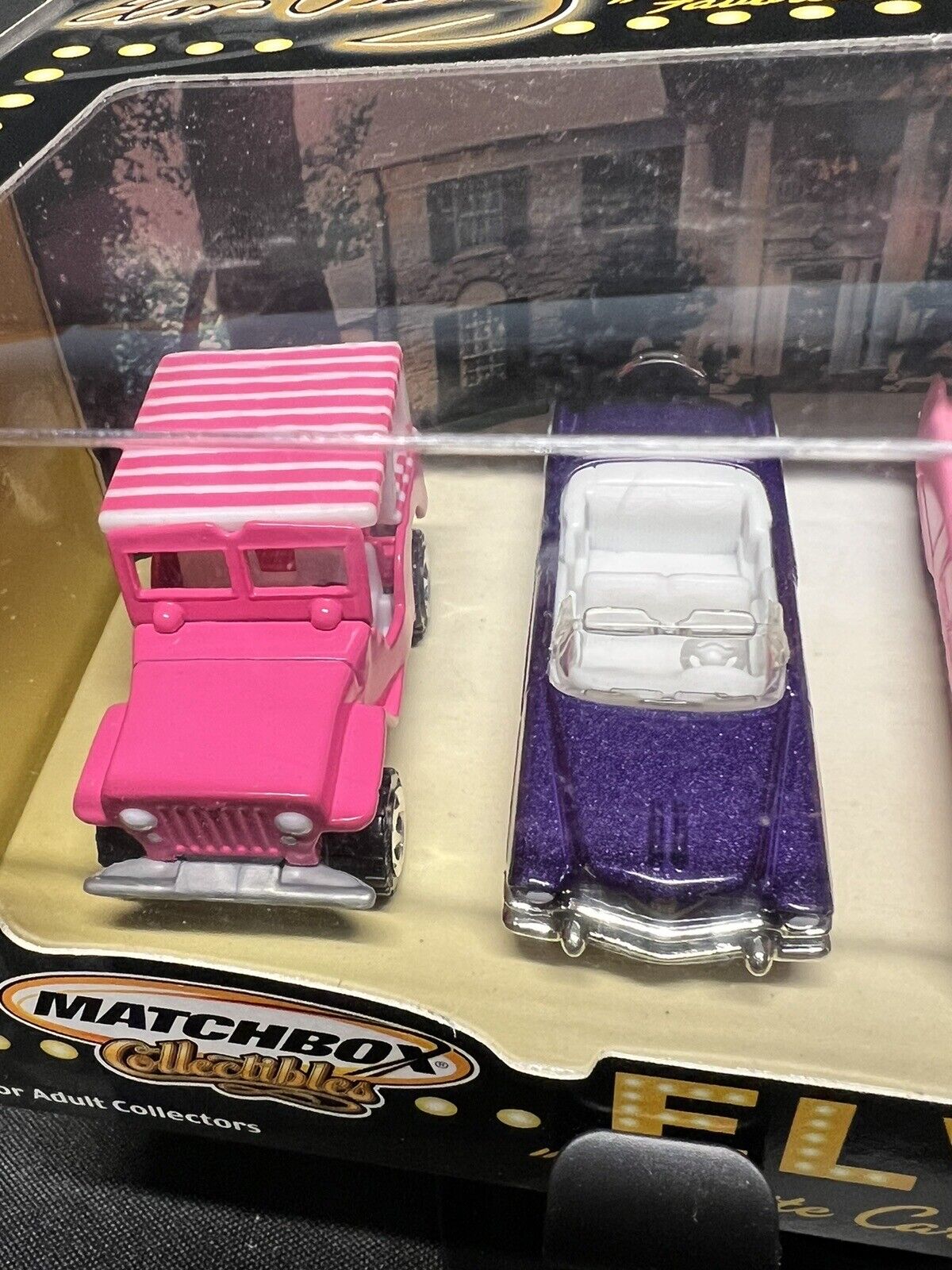 ELVIS PRESLEY MATCHBOX COLLECTIBLES "Favorite Cars" (NIB) 4 Car Set EPE