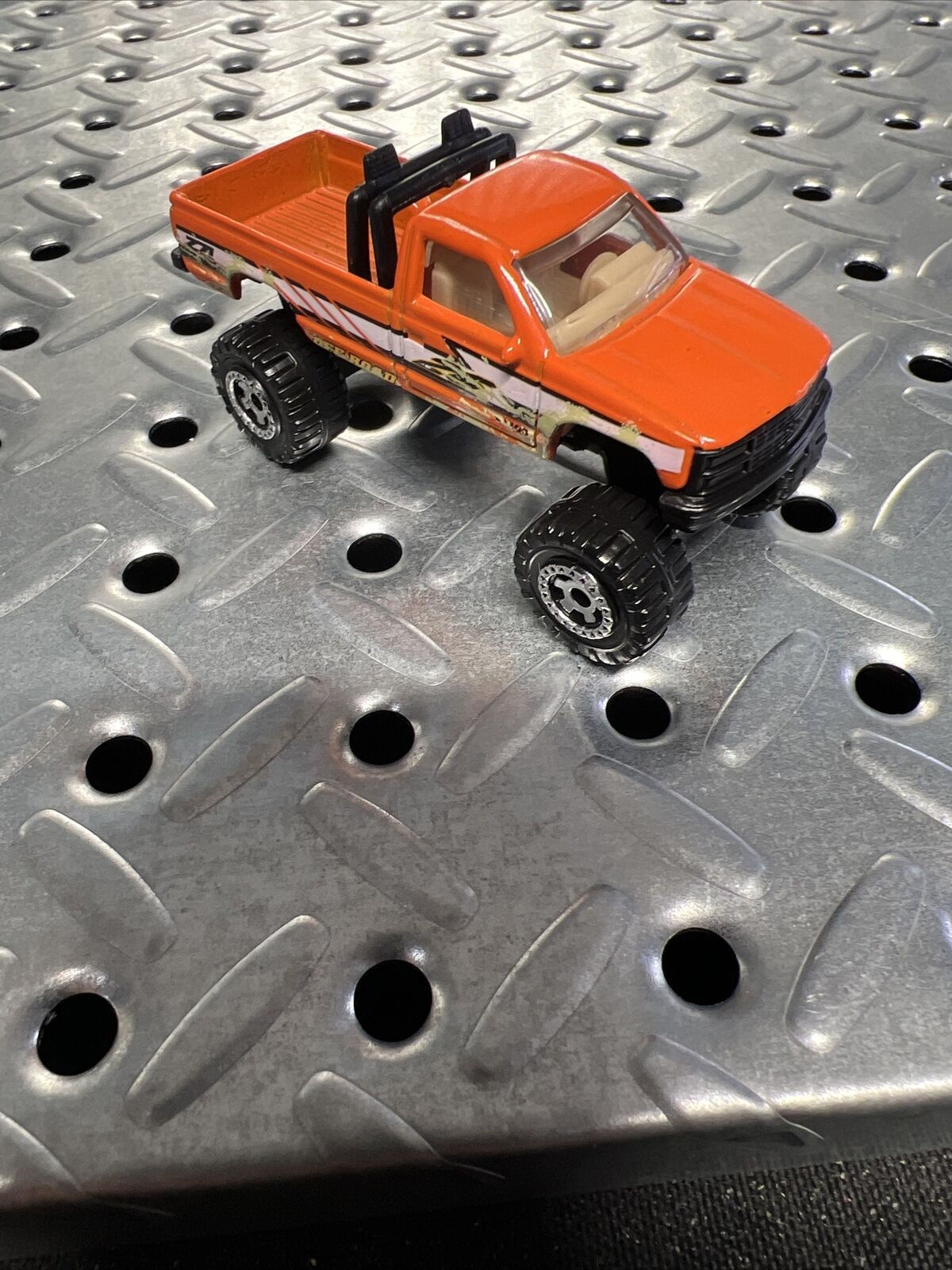 2007 Matchbox Chevy F-1500 # 97 All Terrain "Off Road 4X4"